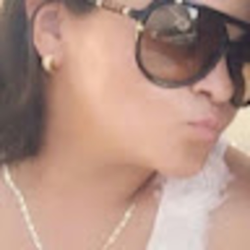 Meet your Posher, Nely